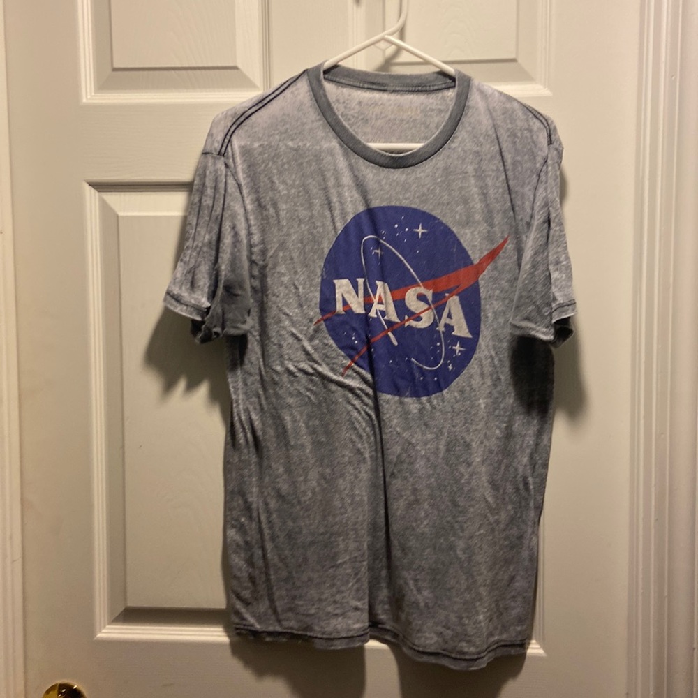 Graphic tee